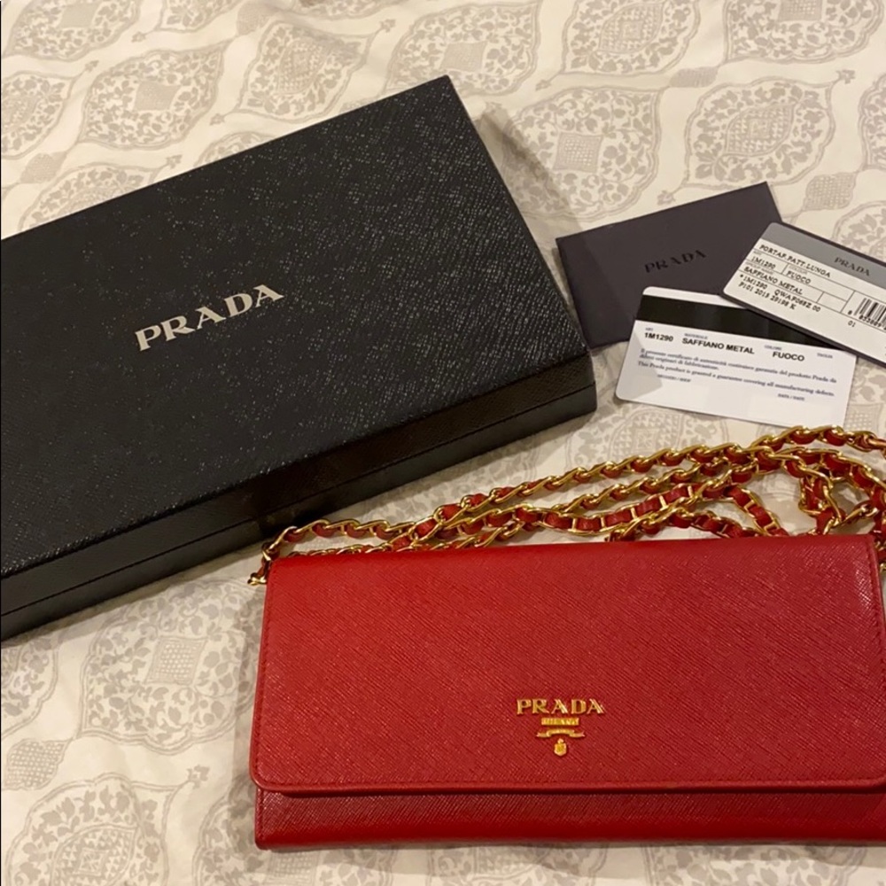 Authentic red Prada wallet on chain / crossbody